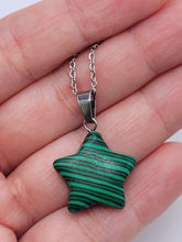 Load image into Gallery viewer, Crystal Necklace Silver Wire Malachite Star Healing Crystal Necklace