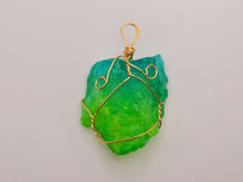 Load image into Gallery viewer, Natural Crystal Necklace Ombre Quartz Stone Gift for her Ombre Quartz