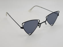Load image into Gallery viewer, Retro Triangle Cat Eye Sunglasses | Cateye Sunglasses Vintage Sunglasses Steampunk