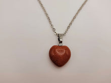 Load image into Gallery viewer, Elegant Heart-Shaped Gold Sandstone Necklace - Perfect for Daily Wear