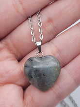 Load image into Gallery viewer, Natural Handmade Crystal Necklace Labradorite Heart Shaped