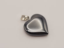 Load image into Gallery viewer, Natural Handmade Crystal Necklace Hematite Heart shaped Necklace