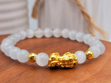 Load image into Gallery viewer, 19 CM White Cat Eye Beaded Feng Shui Bracelet 8mm Stretch Perfect Gift for Her or Him