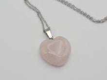 Load image into Gallery viewer, Elegant Heart-Shaped Rose Quartz Necklace - Perfect Daily Wear Jewelry