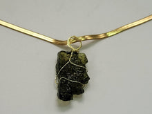 Load image into Gallery viewer, Genuine Moldavite Choker Necklace 100 % Natural Minimalist Gifts, Trendy
