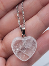 Load image into Gallery viewer, Elegant Heart-Shaped Clear Quartz Necklace - Perfect Daily Accessory