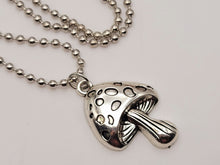Load image into Gallery viewer, Mushroom Necklace Boho Jewelry for Gift, Silver Mushroom Pendant, Hippie Jewelry