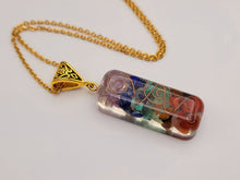 Load image into Gallery viewer, 7 Chakras Orgonite Necklace: Daily Necklace Orogonite Orgone necklace