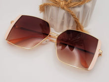 Load image into Gallery viewer, Fashion Big Rectangle Unisex Luxury Sunglasses Vintage Punk Tea