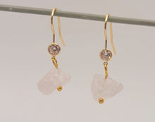 Load image into Gallery viewer, Handmade Clear Quartz Quartz Natural Drop Earrings , Stone Earrings