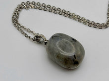 Load image into Gallery viewer, Irregular shaped Labradorite Pendant Necklace Silver tone Handmade