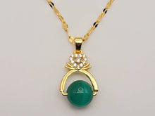 Load image into Gallery viewer, Elegant 18-Inch Gold Tone Necklace with Green Cat Eye Pendant - Stylish Minimalist Gift for Her