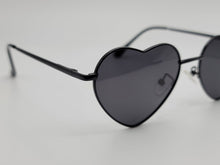 Load image into Gallery viewer, Lb diamond - Heart Shape Heart Sunglasses Retro Vintage Boho All Black