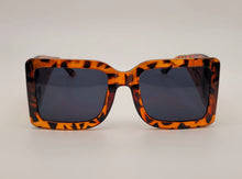 Load image into Gallery viewer, Fashion Big Rectangle Unisex Luxury Sunglasses Vintage Punk Oversized Print Color