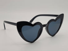 Load image into Gallery viewer, Lb diamond - Heart Shape Heart Sunglasses Retro Vintage Boho