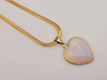 Load image into Gallery viewer, Natural Handmade Crystal Necklace Gold Tone Opal Healing Crystal Choker Necklace Gold tone