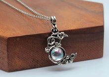 Load image into Gallery viewer, Cute Moon necklace Trendy Moon pendant necklace Trendy Necklace