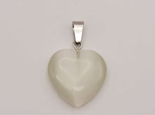 Load image into Gallery viewer, Natural Heart Shaped Cat Eye Handmade Pendant Necklace Chain Pendant Necklace