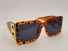 Load image into Gallery viewer, Fashion Big Rectangle Unisex Luxury Sunglasses Vintage Punk Oversized Print Color