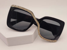 Load image into Gallery viewer, Popular Fashion Big Rectangle Women Luxury Sunglasses Vintage Rhinestones
