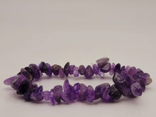 Load image into Gallery viewer, Amethyst Chip Bracelet Handmade Genuine Crystal Stretch Bracelet