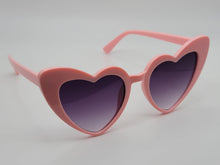 Load image into Gallery viewer, Lb diamond - Heart Shape Heart Sunglasses Retro Vintage Boho