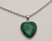 Load image into Gallery viewer, Natural Handmade Crystal Choker Necklace Silver Heart shaped Malachite