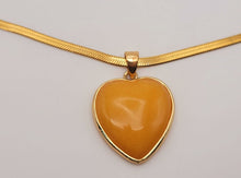 Load image into Gallery viewer, Genuine Natural Handmade Crystal Choker Necklace Gold Tone Citrine Healing Crystal Heart Necklace