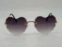Load image into Gallery viewer, LB diamond - Heart Shape Heart Sunglasses Retro Vintage Boho