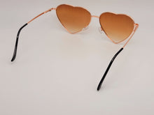 Load image into Gallery viewer, Lb diamond - Heart Shape Heart Sunglasses Retro Vintage Boho Tea