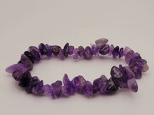 Load image into Gallery viewer, Amethyst Chip Bracelet Handmade Genuine Crystal Stretch Bracelet