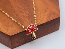 Load image into Gallery viewer, Mushroom Necklace for Women, Boho Jewelry for Gift, Gold Tone Mushroom Pendant,
