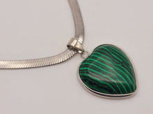 Load image into Gallery viewer, Natural Handmade Crystal Choker Necklace Silver Heart shaped Malachite