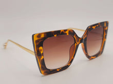 Load image into Gallery viewer, Fashion Big Rectangle Women Luxury Sunglasses Vintage Punk