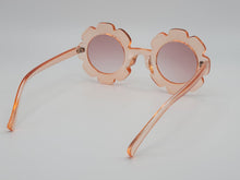 Load image into Gallery viewer, Flower Shaped Kids Sunglasses Retro Vintage Boho Translucent Sun Glasses