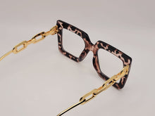 Load image into Gallery viewer, Trendy Bridesmaid gift Big Rectangle Unisex Luxury Sunglasses Vintage Punk