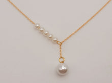 Load image into Gallery viewer, Pearl Pendant necklace, 18mm gold plated pewter charm, Round Pearl Necklace