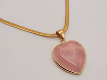 Load image into Gallery viewer, Genuine Natural Handmade Crystal Choker Necklace Gold Tone Heart shaped Rose Quartz Crystal Necklace