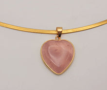 Load image into Gallery viewer, Genuine Natural Handmade Crystal Choker Necklace Gold Tone Heart shaped Rose Quartz Crystal Necklace