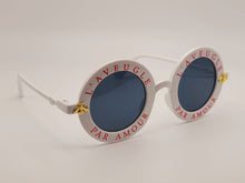 Load image into Gallery viewer, L’Aveugle Par Amour Round Bee Vintage Sunglasses | Trendy Sunglasses