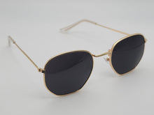 Load image into Gallery viewer, Popular Fashion Big Rectangle Women Luxury Sunglasses Vintage Punk