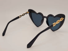 Load image into Gallery viewer, Lb diamond - Heart Shape Heart Sunglasses Retro Vintage Boho