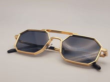 Load image into Gallery viewer, Steampunk Fashion Big Rectangle Unisex Luxury Sunglasses Vintage Punk