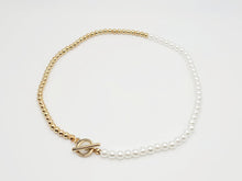 Load image into Gallery viewer, Pearl Choker Necklace - Trendy Pearl necklace Gold tone