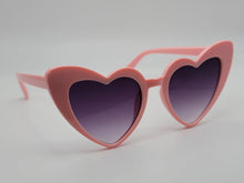 Load image into Gallery viewer, Lb diamond - Heart Shape Heart Sunglasses Retro Vintage Boho