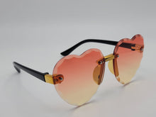 Load image into Gallery viewer, Lb Diamond - Heart Shape Heart Sunglasses Retro Vintage Boho Translucent Sun Glasses