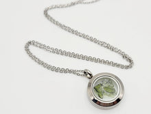 Load image into Gallery viewer, 100 % Natural Handmade Crystal Moldavite Necklace Stainless Steel Gold/ Silver
