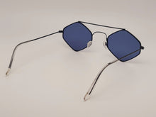 Load image into Gallery viewer, Popular Fashion Medium Rhombus Unisex Luxury Sunglasses Vintage