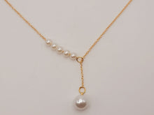 Load image into Gallery viewer, Pearl Pendant necklace, 18mm gold plated pewter charm, Round Pearl Necklace