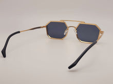 Load image into Gallery viewer, Steampunk Fashion Big Rectangle Unisex Luxury Sunglasses Vintage Punk